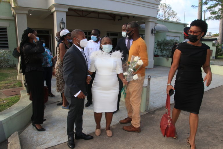 BARBADOS Hundreds Pay Last Respect.